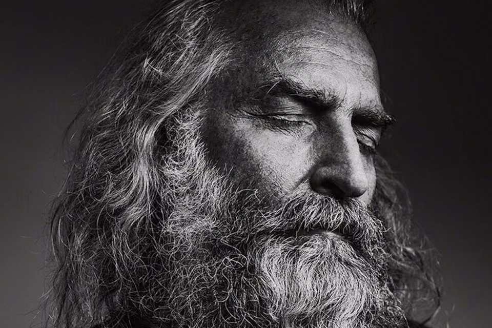 Warren Ellis